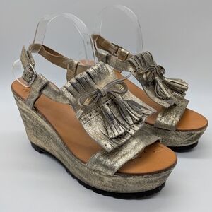 Mr Wolf Gold Leather Fringe Tassel Wedge Sandal 40